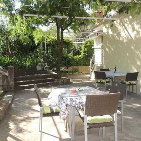Lidija - Three-bedroom * Zaton (Dubrovnik-Neretva)